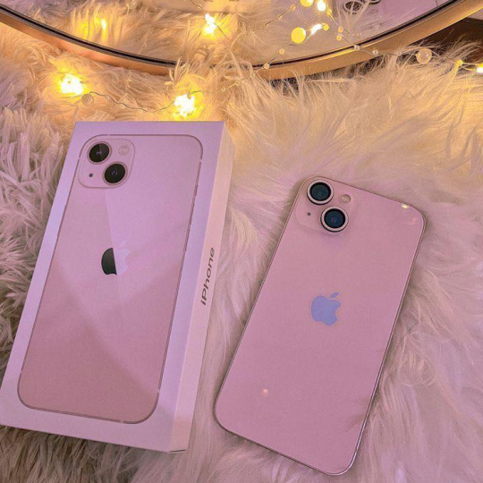 iPhone 13