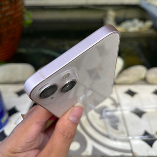 iPhone 13