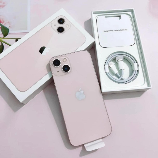 iPhone 13